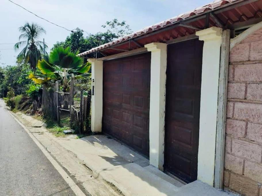 Tropical Bee Garden Holiday Houses Savegre 외부 사진